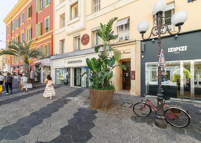 Ultra Rue Massena 1 Bdr 니스