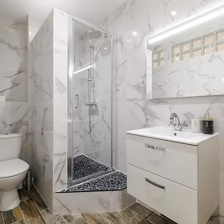 Ultra Rue Massena 1 Bdr *