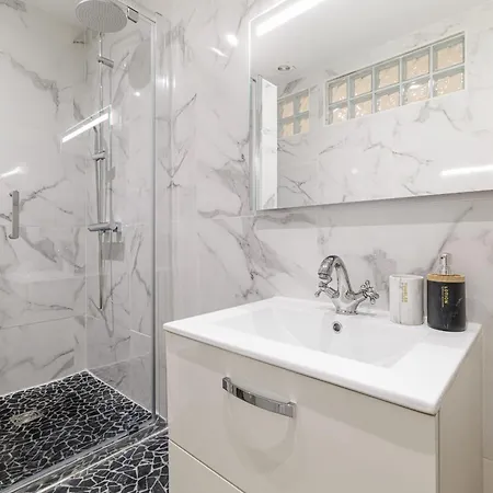 Appartamento Ultra Rue Massena 1 Bdr *