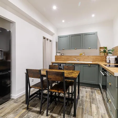 Ultra Rue Massena 1 Bdr *