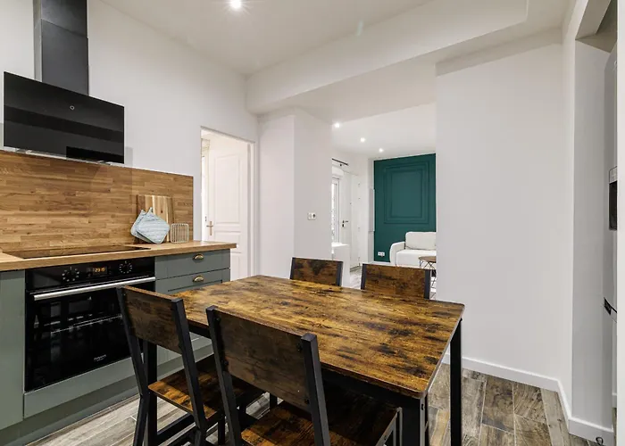 Ultra Rue Massena 1 Bdr Appartement